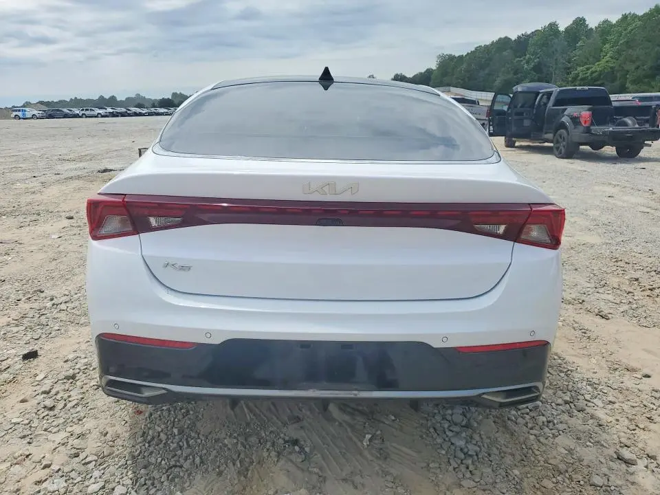 2022 KIA K5 EX  