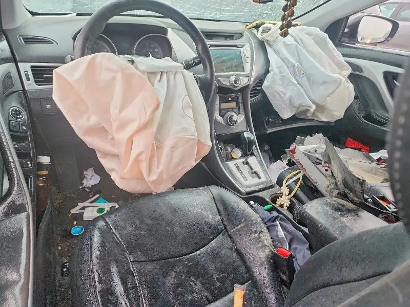 2013 HYUNDAI ELANTRA LIMITED  