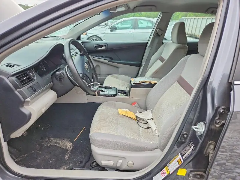 2012 TOYOTA CAMRY LE  