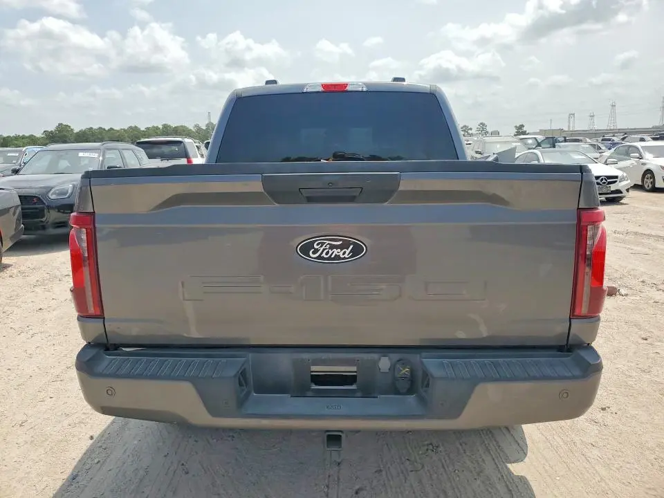 2024 FORD F150 STX  
