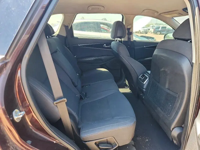 2016 KIA SORENTO LX  