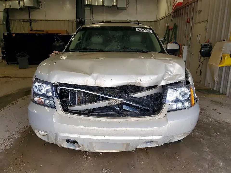 2011 CHEVROLET TAHOE K1500 LT  