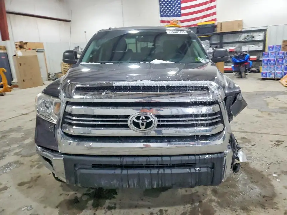 2016 TOYOTA TUNDRA DOUBLE CAB SR  