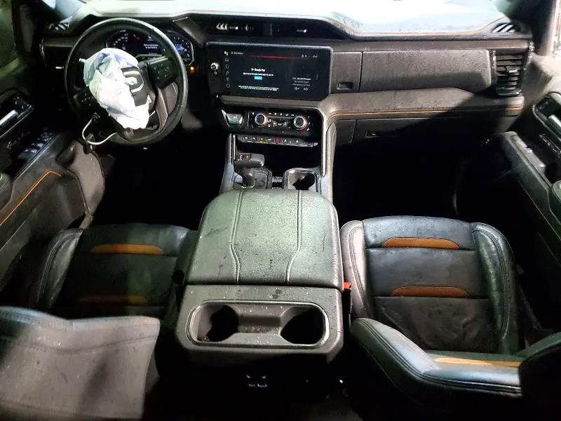 2024 GMC SIERRA K1500 AT4  