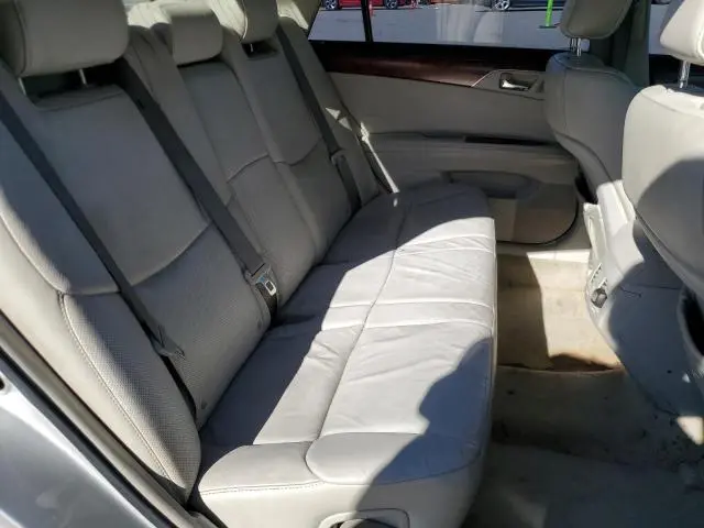 2011 TOYOTA AVALON BASE  