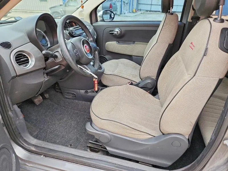 2012 FIAT 500 LOUNGE  