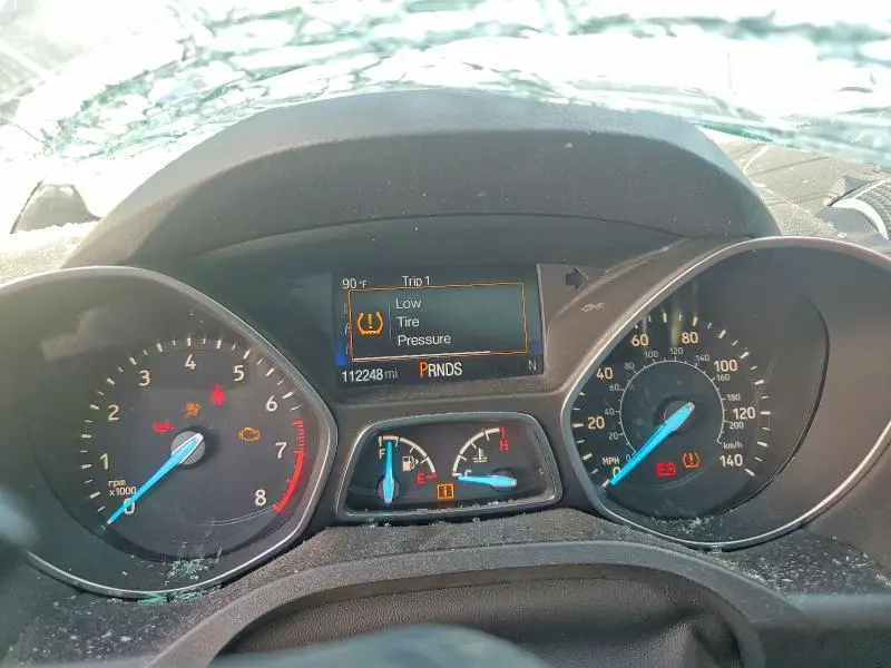 2017 FORD ESCAPE SE  