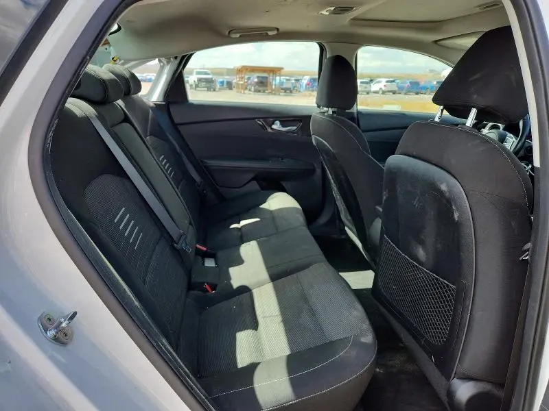 2019 KIA FORTE S  