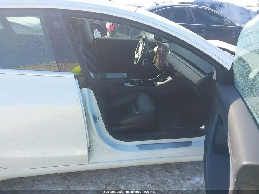 2019 TESLA MODEL 3 LONG RANGE/PERFORMANCE