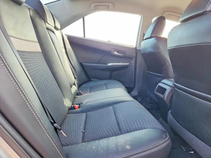 2012 TOYOTA CAMRY SE  