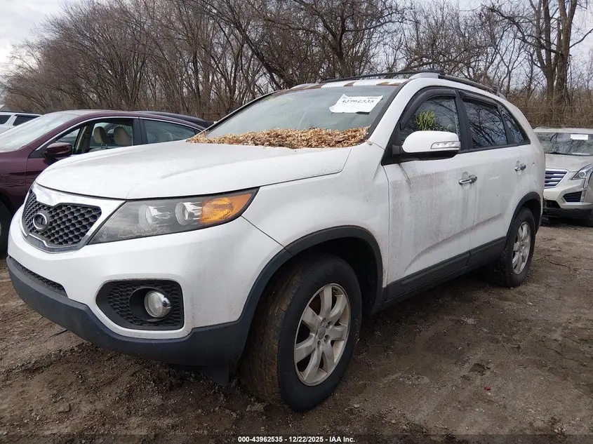 2013 KIA SORENTO LX