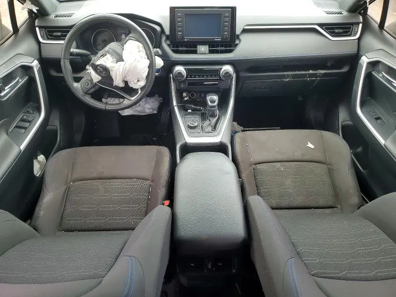 2022 TOYOTA RAV4 SE  