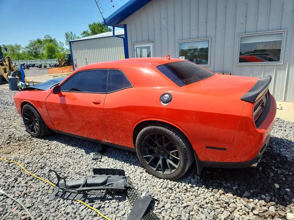 2016 DODGE CHALLENGER SRT HELLCAT  