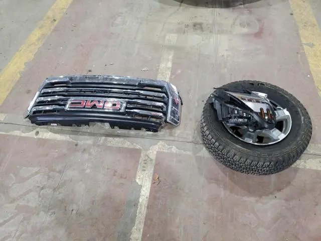 2025 GMC SIERRA K2500 SLT  