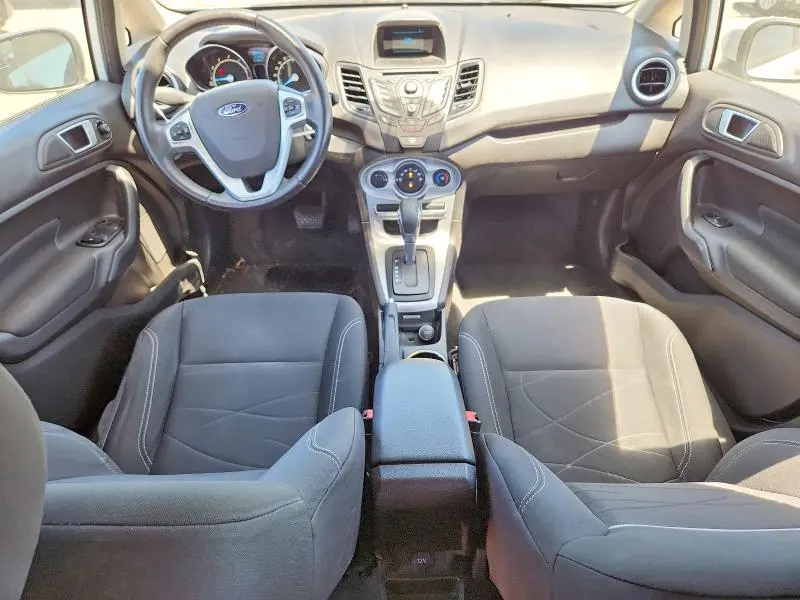 2014 FORD FIESTA SE  