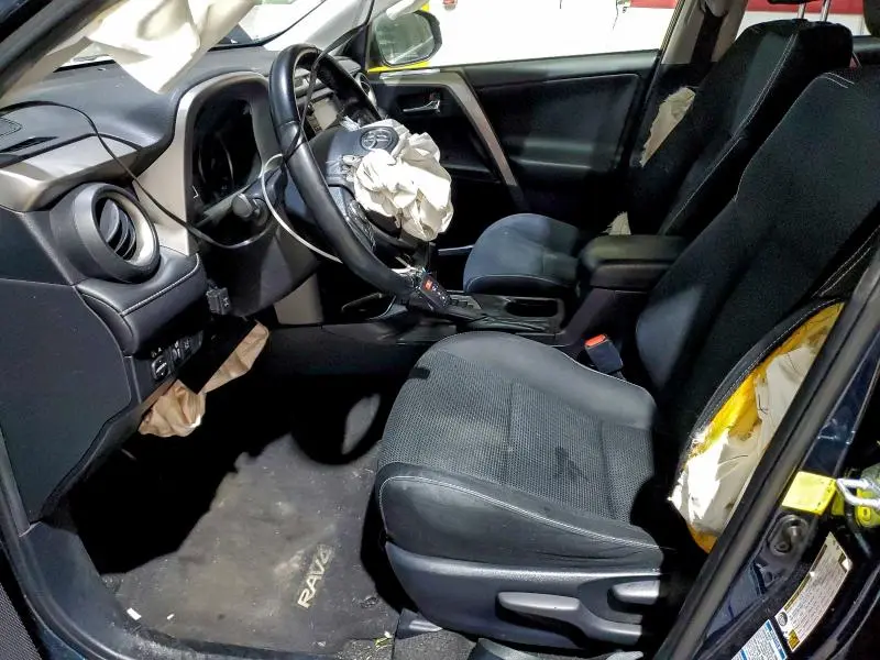 2017 TOYOTA RAV4 XLE  