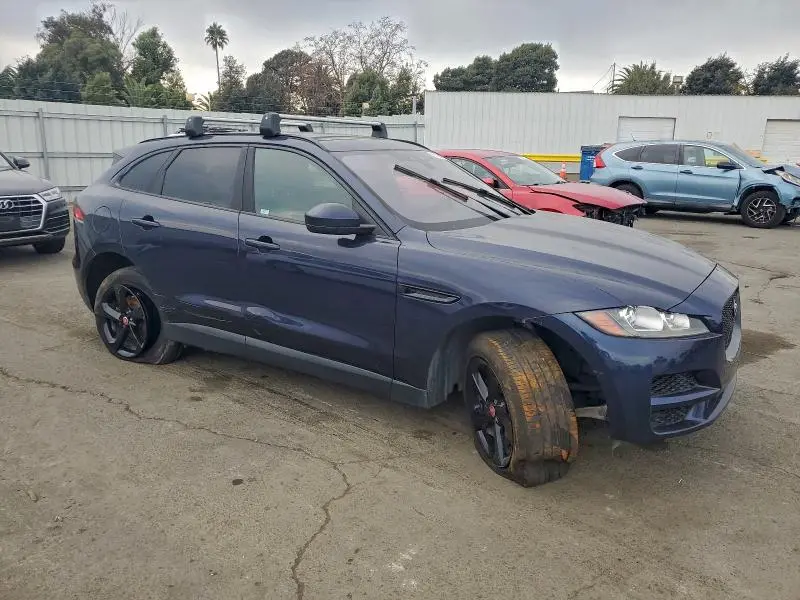 2018 JAGUAR F-PACE PREMIUM  