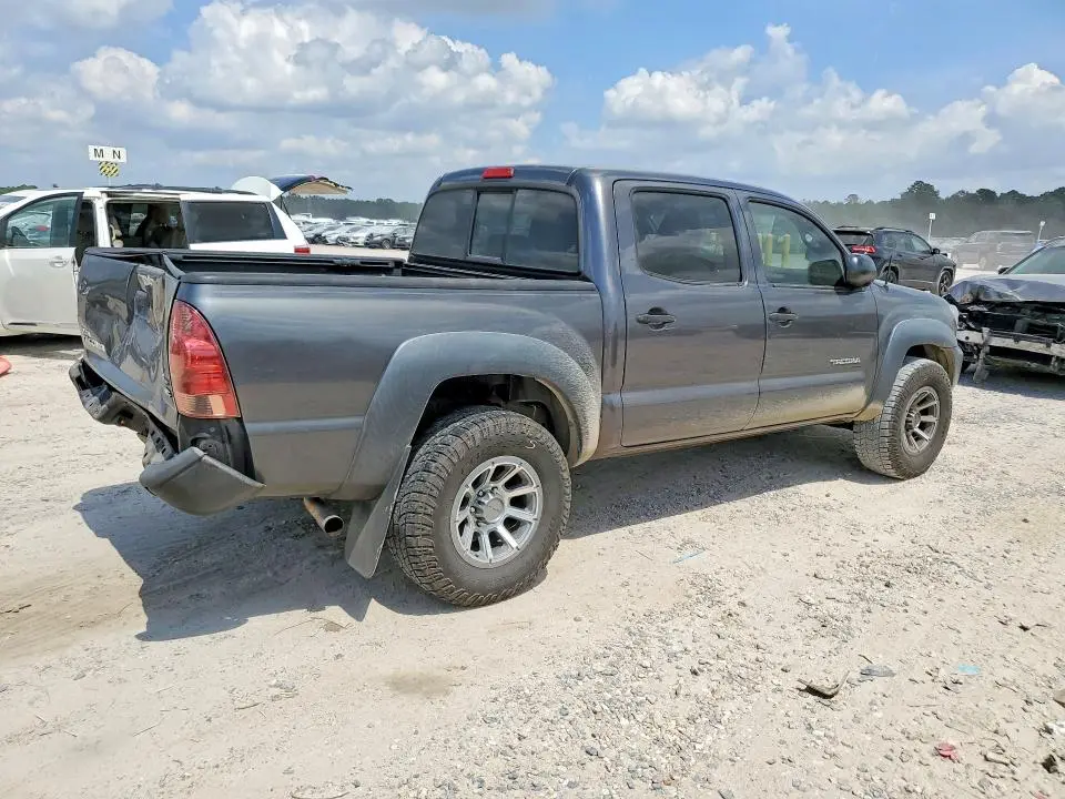 2013 TOYOTA TACOMA PRERUNNER V6  