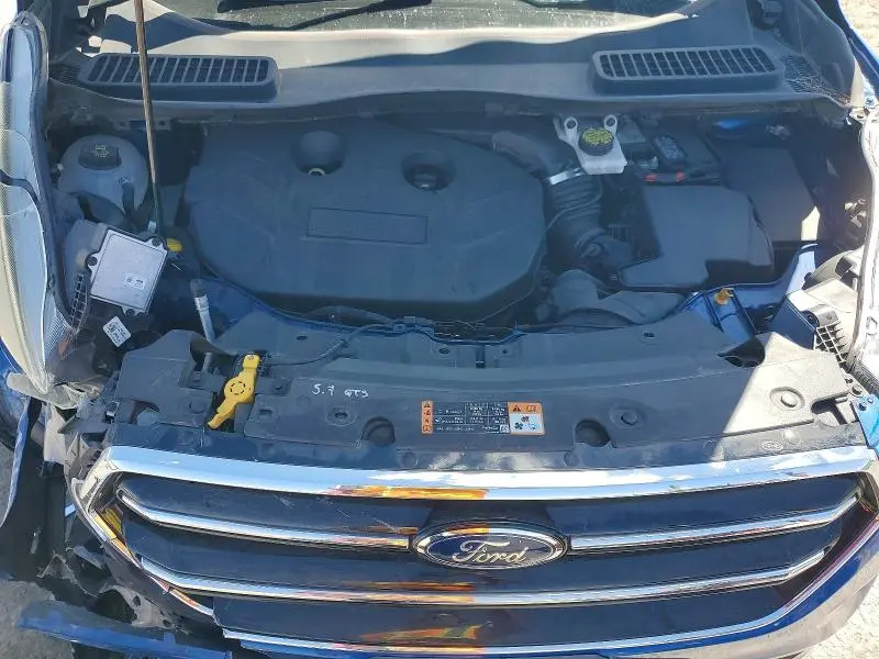 2017 FORD ESCAPE TITANIUM  