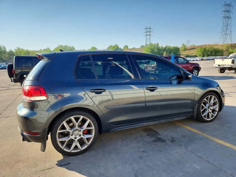 2013 VOLKSWAGEN GTI   
