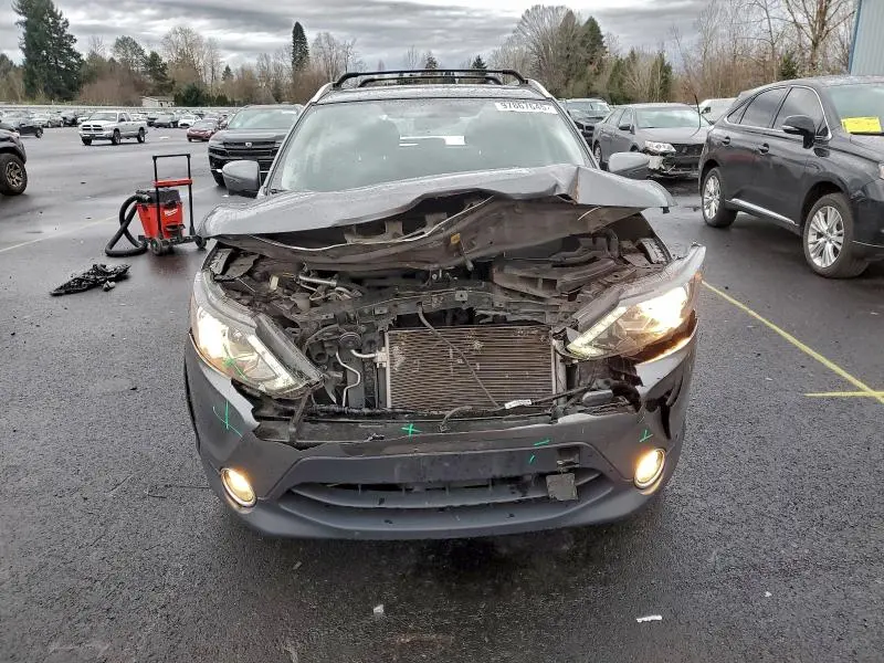 2017 NISSAN ROGUE SPORT S  