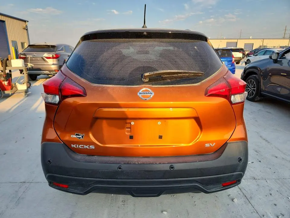2020 NISSAN KICKS SV  