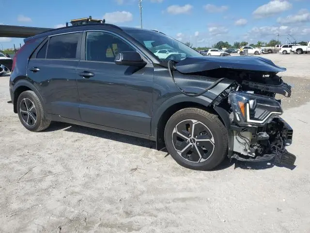 2023 KIA NIRO EX