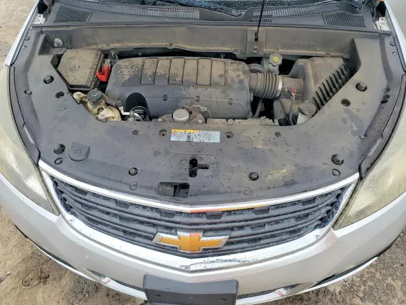 2016 CHEVROLET TRAVERSE LS  