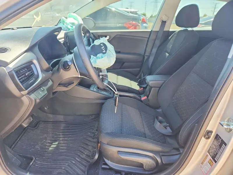 2022 KIA RIO S  
