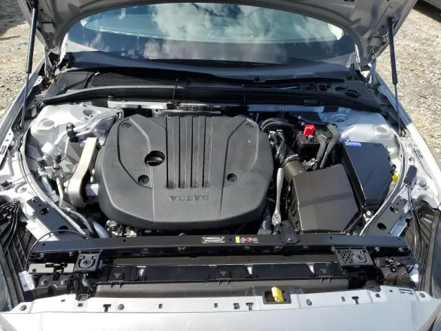 2025 VOLVO S60 CORE  