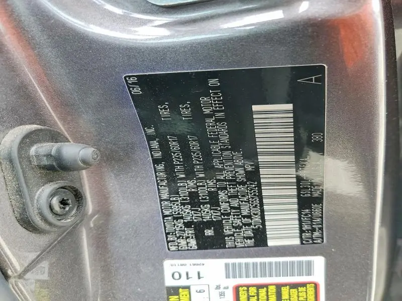 2016 TOYOTA SIENNA LE  