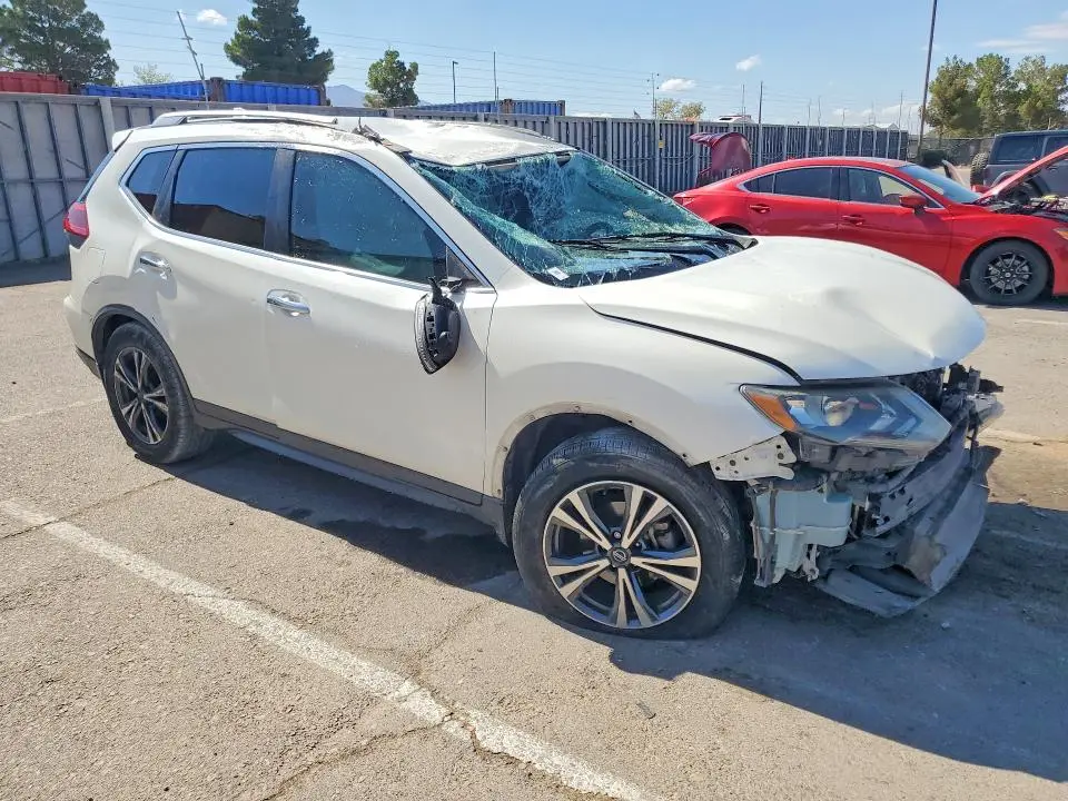 2020 NISSAN ROGUE SV  