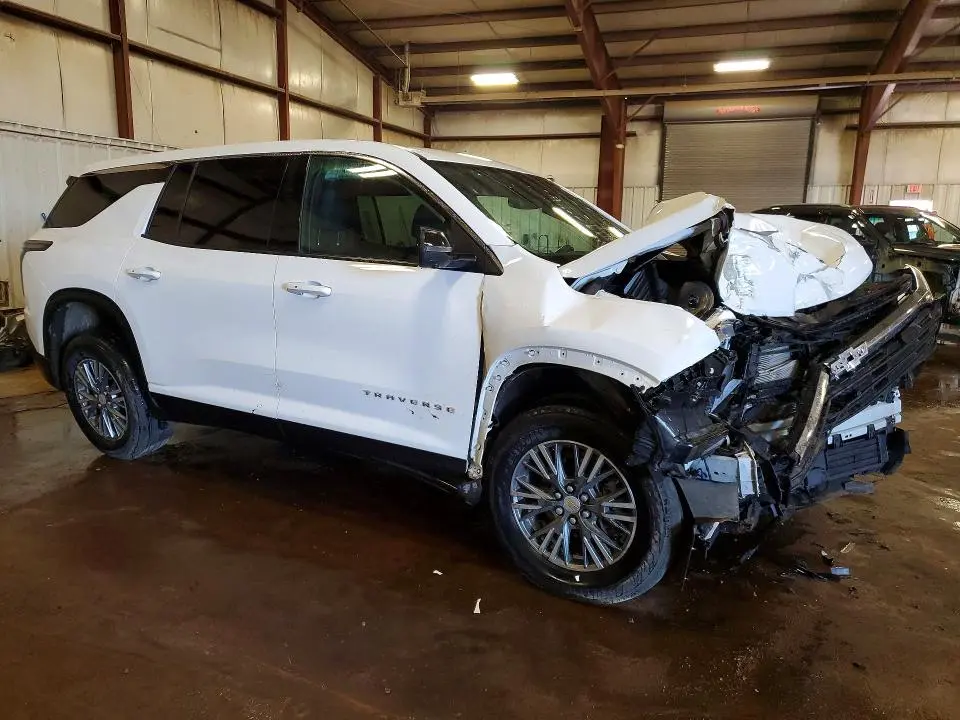 2024 CHEVROLET TRAVERSE LS  