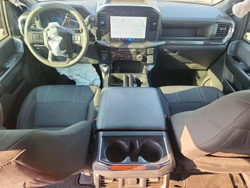 2024 FORD F150 STX  
