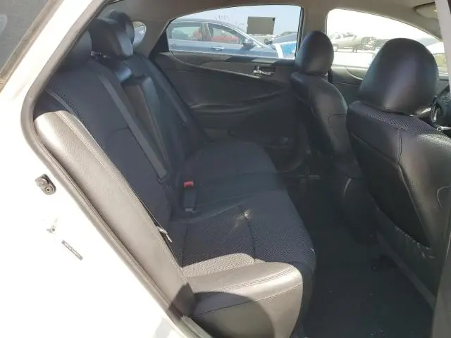 2012 HYUNDAI SONATA SE