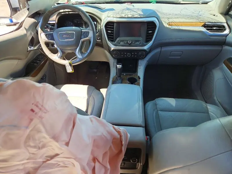 2017 GMC ACADIA SLE  