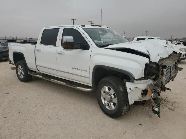 2015 GMC SIERRA K3500 DENALI
