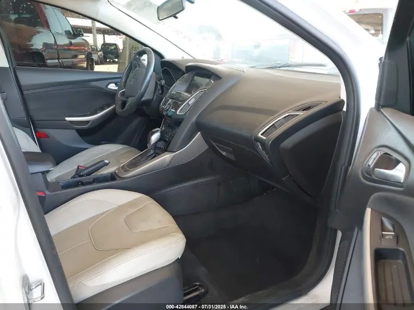2017 FORD FOCUS TITANIUM