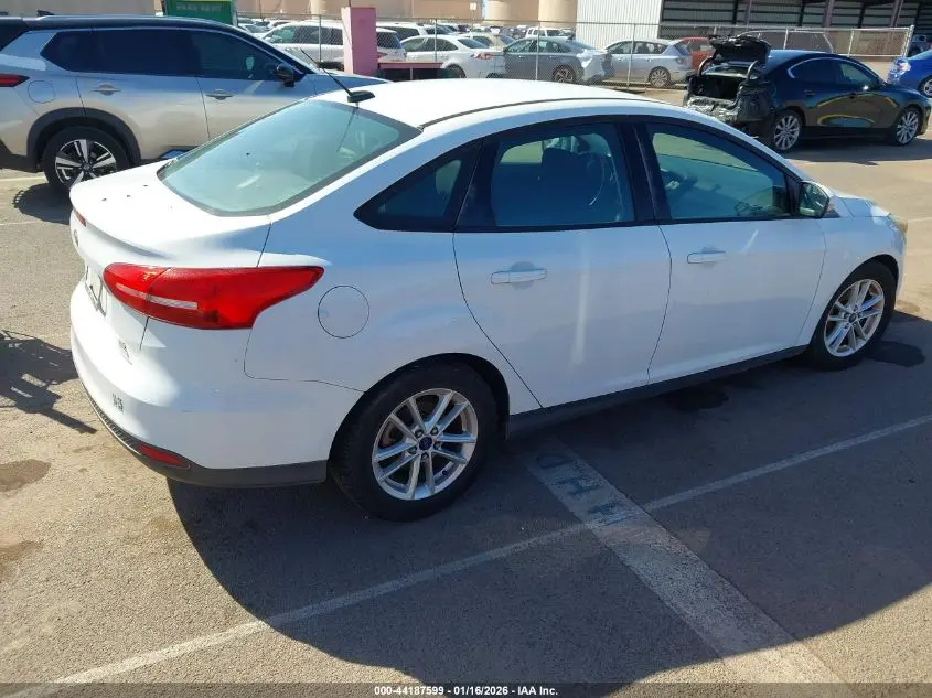 2015 FORD FOCUS SE