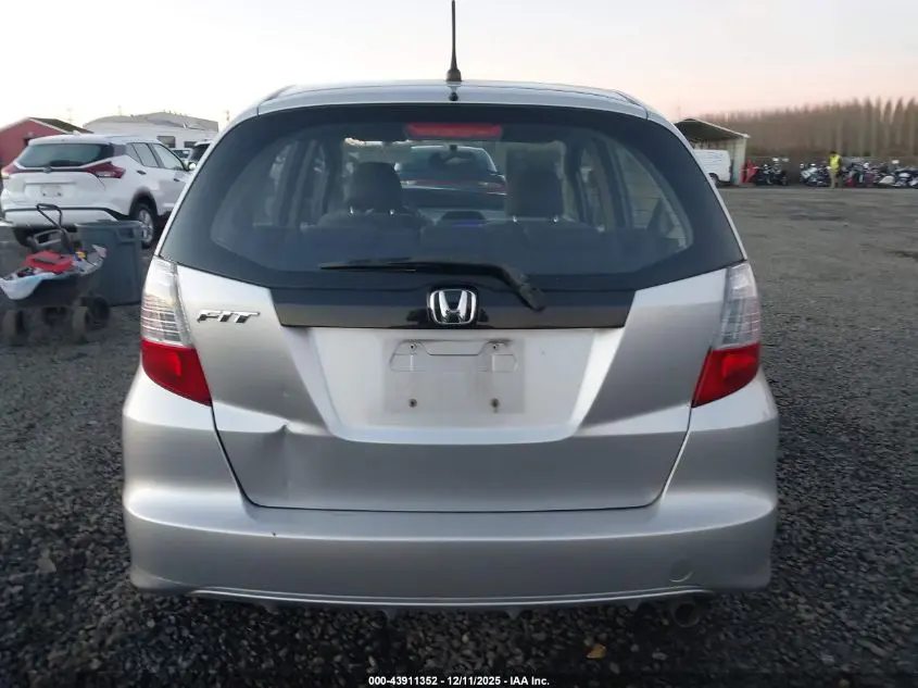 2013 HONDA FIT  