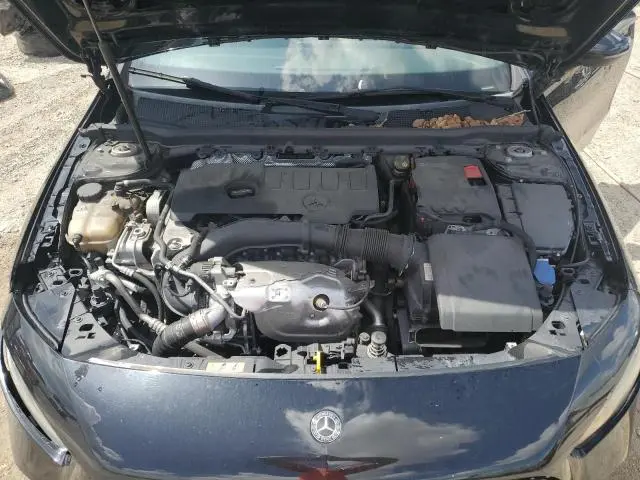 2020 MERCEDES-BENZ A 220  