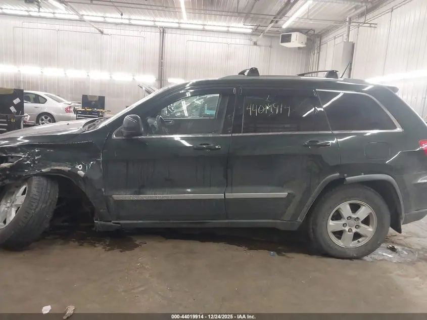 2011 JEEP GRAND CHEROKEE LAREDO