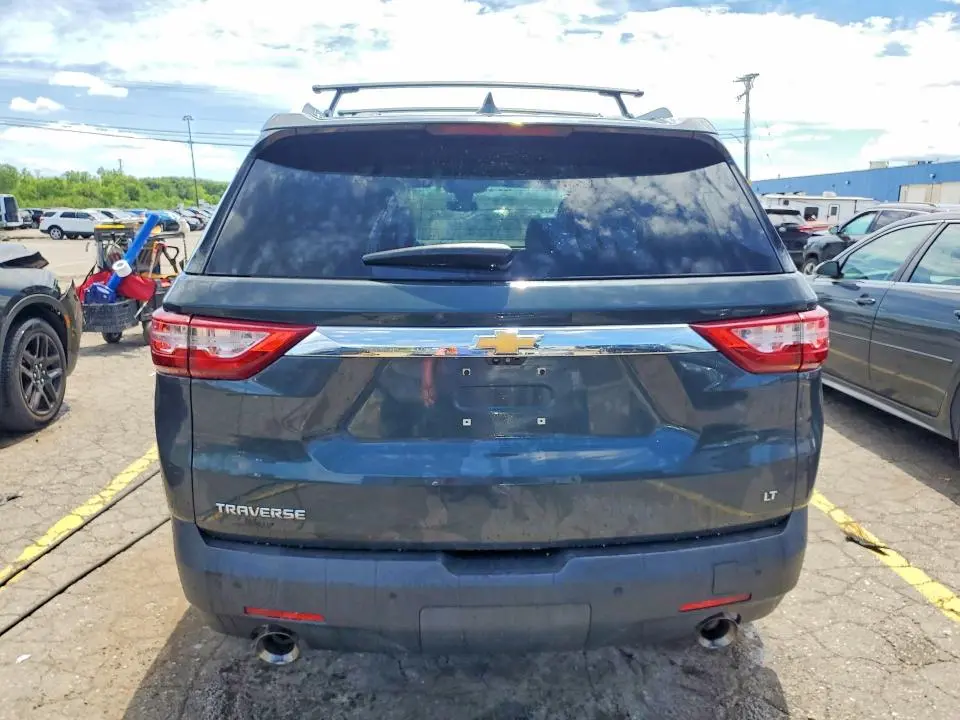 2018 CHEVROLET TRAVERSE LT  