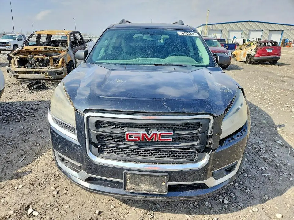 2013 GMC ACADIA SLE  