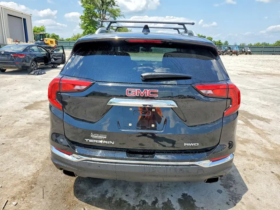 2018 GMC TERRAIN SLT  