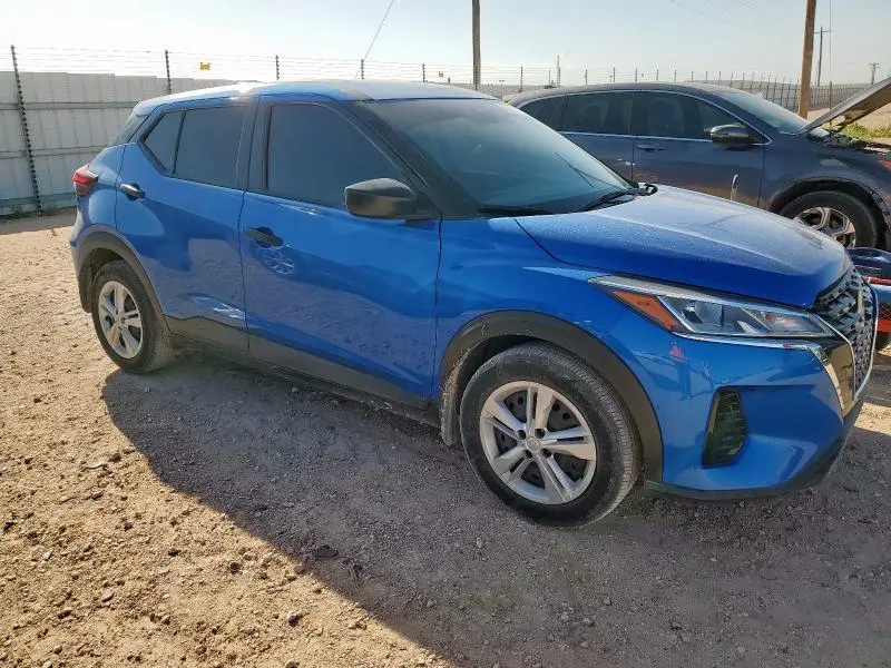 2023 NISSAN KICKS S  