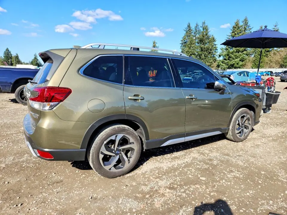 2023 SUBARU FORESTER TOURING  