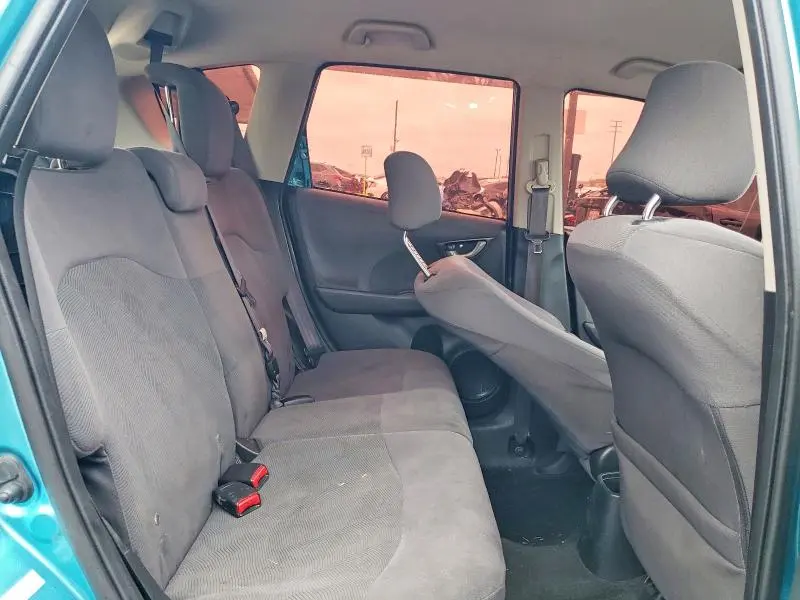 2012 HONDA FIT   