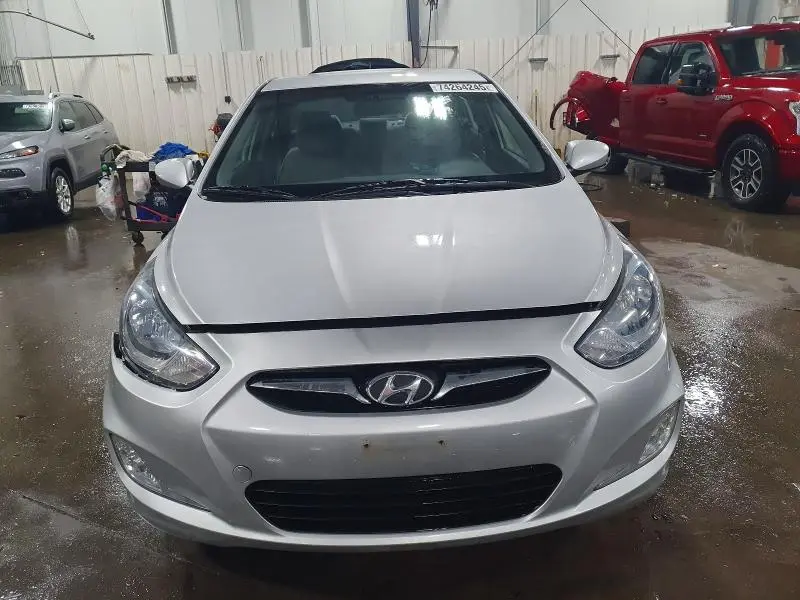 2012 HYUNDAI ACCENT GLS  