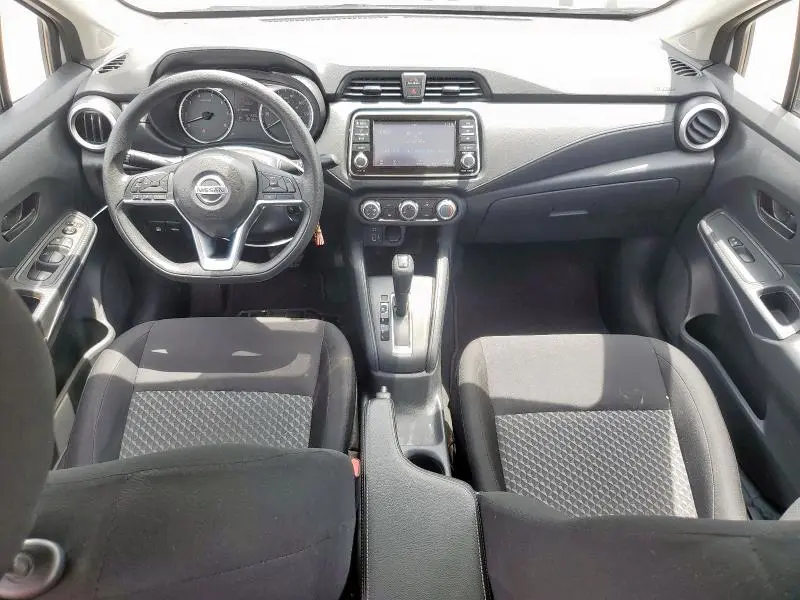 2022 NISSAN VERSA S  